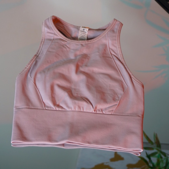 Lululemon Sport Bra Size 2 Color Light Pink - Picture 3 of 9